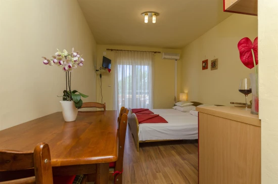 Apartmán Severní Dalmácie - Brodarica DA 7135 N2