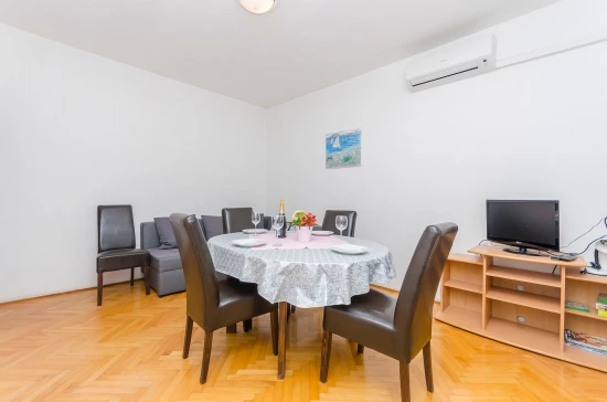 Apartmán Severní Dalmácie - Starigrad Paklenica DA 7145 N1