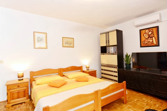 Apartmán Severní Dalmácie - Vodice DA 7201 N2