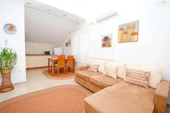 Apartmán Severní Dalmácie - Vodice DA 7213 N1