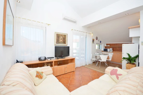 Apartmán Severní Dalmácie - Vodice DA 7213 N2