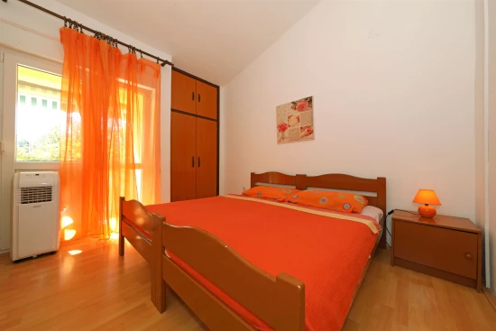 Apartmán Severní Dalmácie - Starigrad Paklenica DA 7218 N1