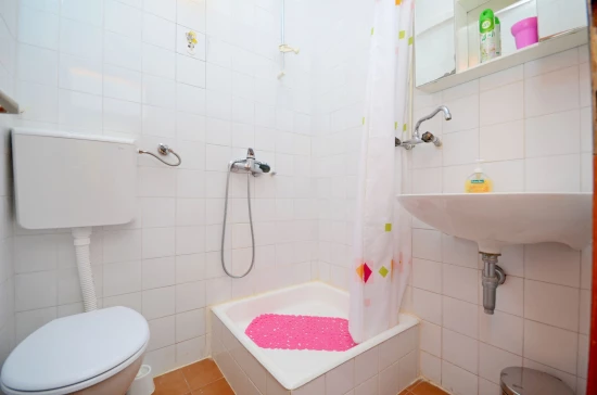 Apartmán Střední Dalmácie - Drvenik DA 7246 N2