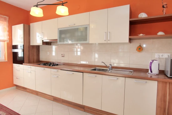 Apartmán Střední Dalmácie - Okrug Gornji DA 7272 N1