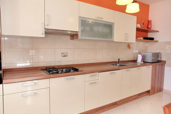 Apartmán Střední Dalmácie - Okrug Gornji DA 7272 N1