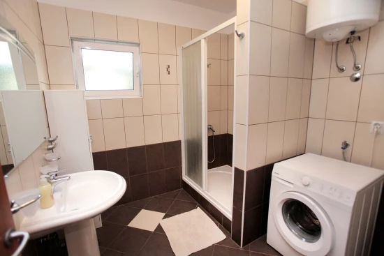 Apartmán Střední Dalmácie - Okrug Gornji DA 7272 N1