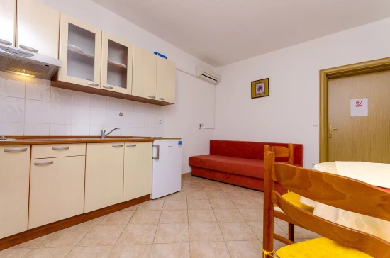 Apartmán Střední Dalmácie - Okrug Gornji DA 7279 N1