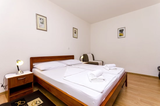 Apartmán Střední Dalmácie - Okrug Gornji DA 7279 N2