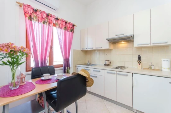 Apartmán Severní Dalmácie - Vodice DA 7302 N1