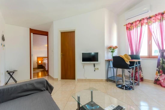 Apartmán Severní Dalmácie - Vodice DA 7302 N1