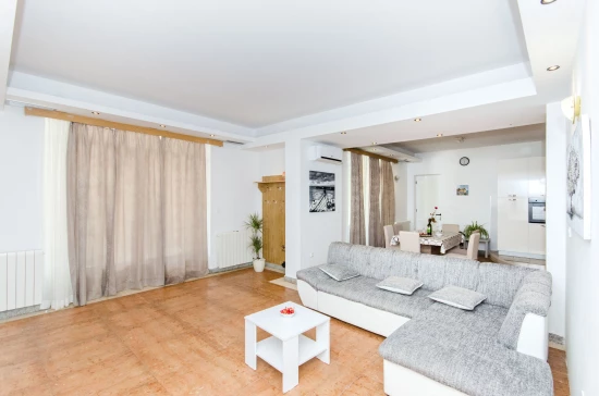 Vila Severní Dalmácie - Drniš (Šibenik) DA 7311 N1