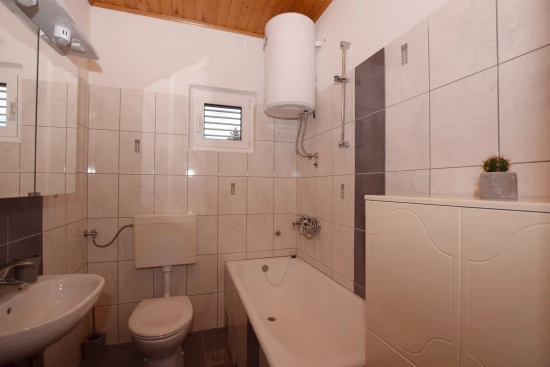 Apartmán Severní Dalmácie - Pirovac DA 7355 N2