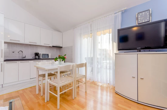 Apartmán Střední Dalmácie - Okrug Gornji DA 7414 N1