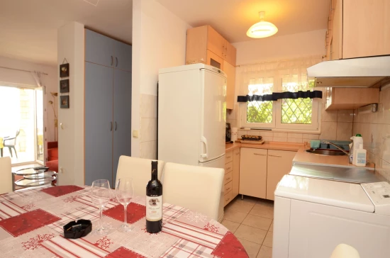 Apartmán Střední Dalmácie - Blato DA 7437 N1