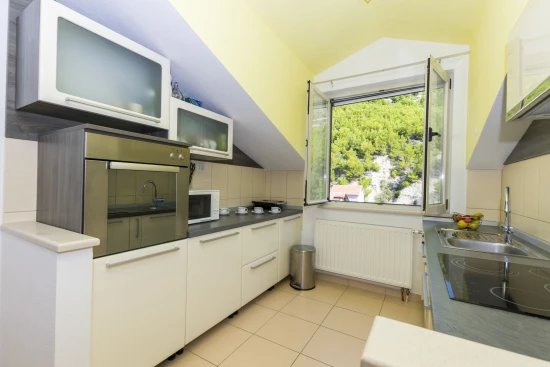 Apartmán Střední Dalmácie - Dugi Rat DA 7469 N1