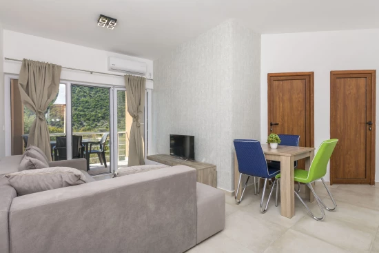 Apartmán Černá Hora - Čanj CH 7022 N3