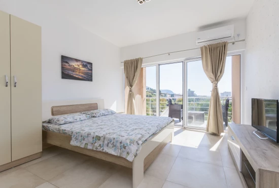 Apartmán Černá Hora - Čanj CH 7022 N4