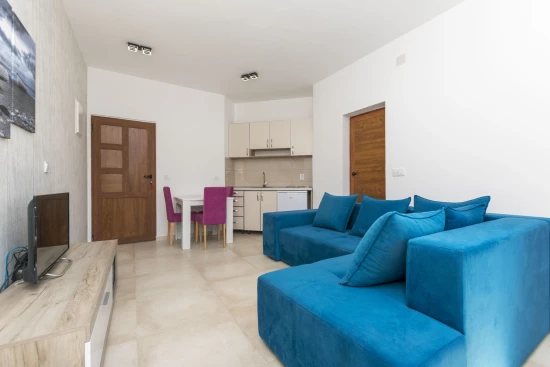 Apartmán Černá Hora - Čanj CH 7022 N5