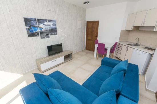 Apartmán Černá Hora - Čanj CH 7022 N5