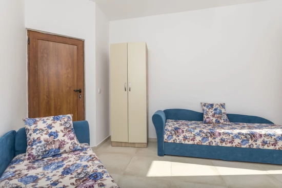 Apartmán Černá Hora - Čanj CH 7022 N6