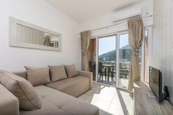 Apartmán Černá Hora - Čanj CH 7022 N6