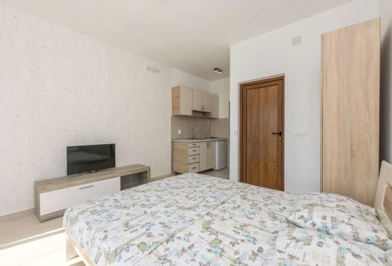 Apartmán Černá Hora - Čanj CH 7022 N10