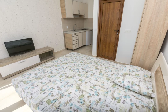 Apartmán Černá Hora - Čanj CH 7022 N10