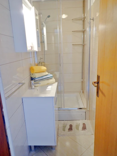 Apartmán Severní Dalmácie - Tribanj (Starigrad) DA 7526 N1