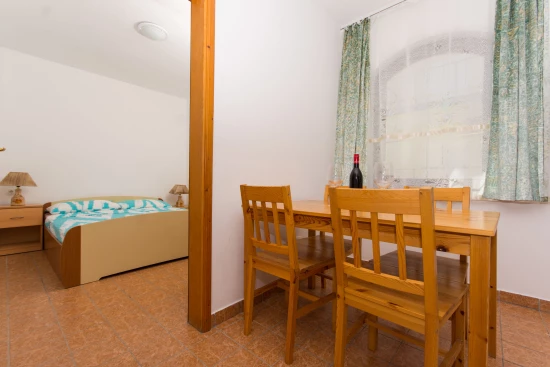 Apartmán Střední Dalmácie - Okrug Gornji DA 7551 N3