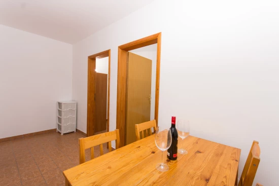 Apartmán Střední Dalmácie - Okrug Gornji DA 7551 N3