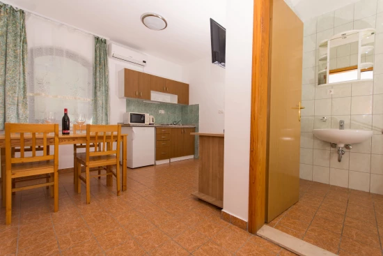 Apartmán Střední Dalmácie - Okrug Gornji DA 7551 N3