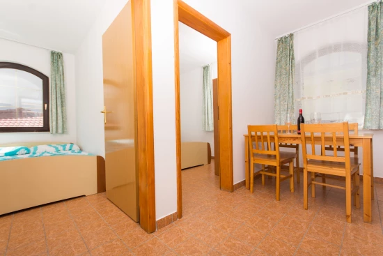 Apartmán Střední Dalmácie - Okrug Gornji DA 7551 N3