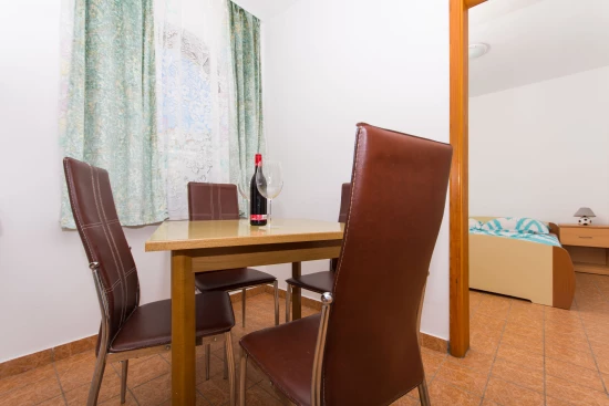 Apartmán Střední Dalmácie - Okrug Gornji DA 7551 N4