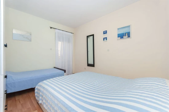 Apartmán Střední Dalmácie - Okrug Gornji DA 7573 N2