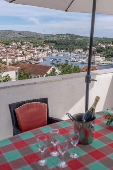 Apartmán Ostrov Brač - Milna (Hvar) OS 9681 N1