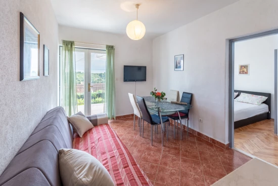 Apartmán Ostrov Brač - Milna (Hvar) OS 9681 N2