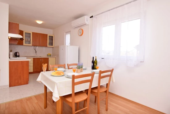 Apartmán Severní Dalmácie - Privlaka DA 7623 N1