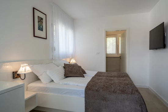 Vila s bazénem Střední Dalmácie - Trogir DA 7635 N1