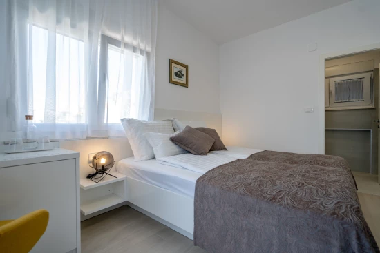 Vila s bazénem Střední Dalmácie - Trogir DA 7635 N1