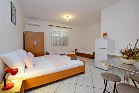 Apartmán Severní Dalmácie - Seline DA 7636 N4