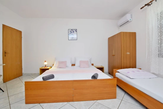 Apartmán Severní Dalmácie - Seline DA 7636 N4