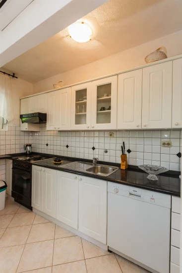 Apartmán Střední Dalmácie - Kaštela DA 7664 N1