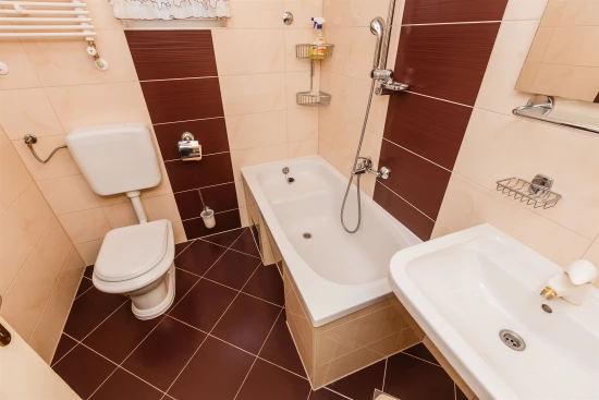 Apartmán Střední Dalmácie - Kaštela DA 7664 N1