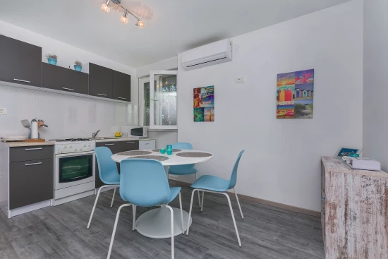 Apartmán Střední Dalmácie - Omiš DA 7674 N1