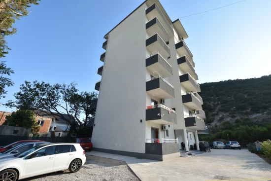 Apartmán Černá Hora - Čanj CH 7040 N1