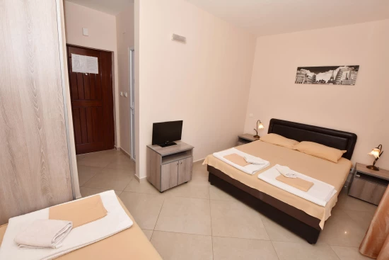 Apartmán Černá Hora - Bar CH 7041 N2