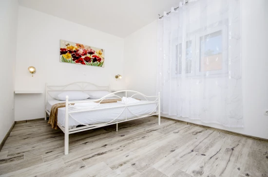 Apartmán Střední Dalmácie - Okrug Gornji DA 7688 N2