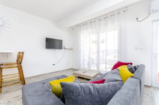 Apartmán Střední Dalmácie - Okrug Gornji DA 7688 N2