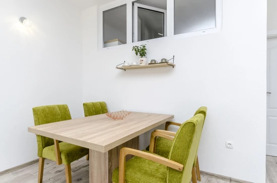 Apartmán Střední Dalmácie - Okrug Gornji DA 7688 N2