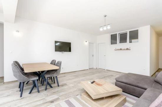 Apartmán Střední Dalmácie - Okrug Gornji DA 7688 N3